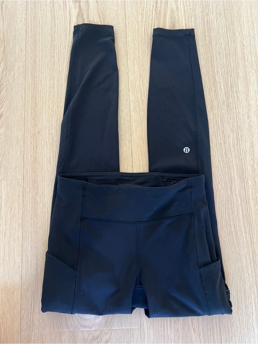Lululemon leggings size 4